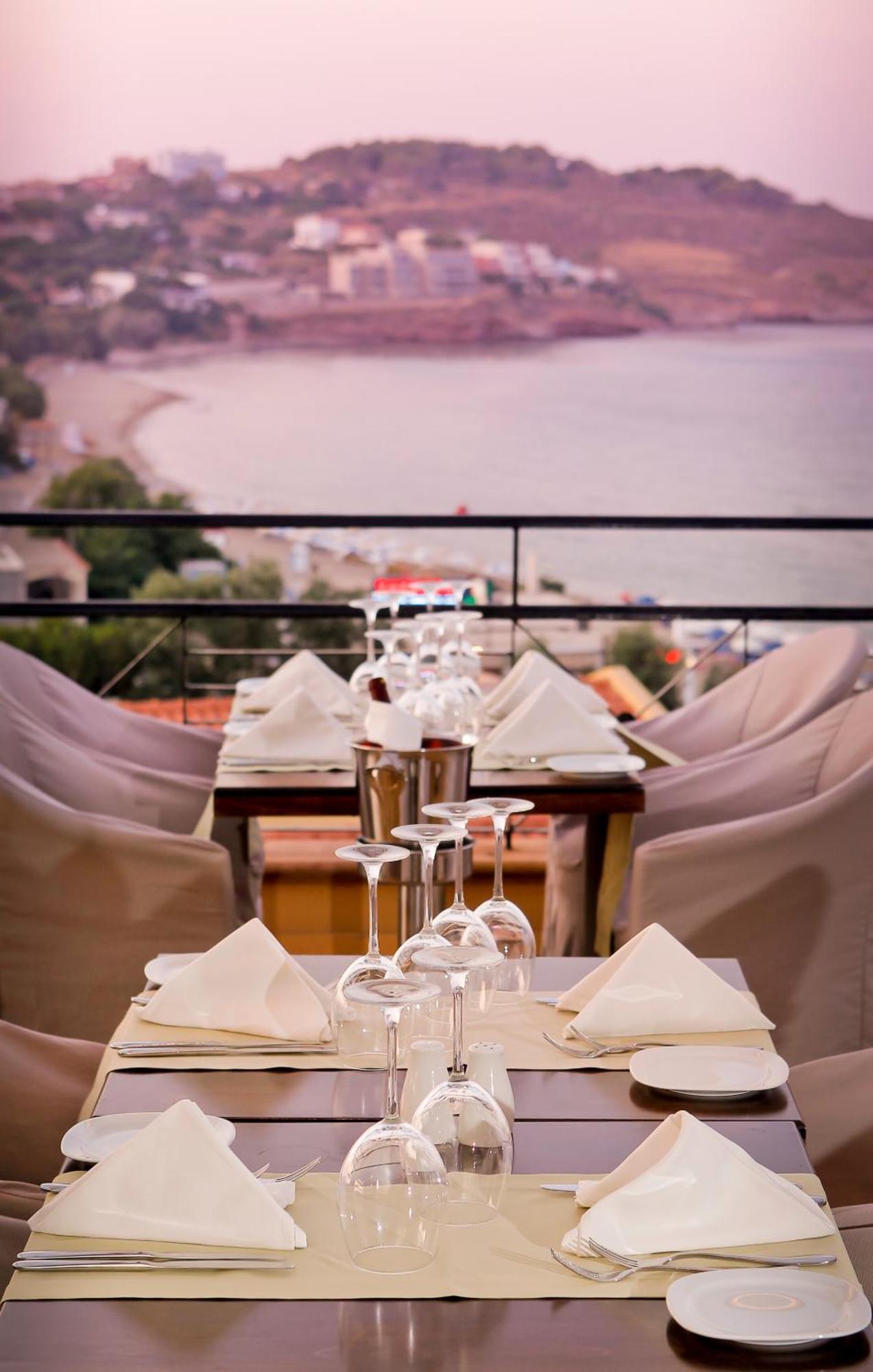 Sea View &